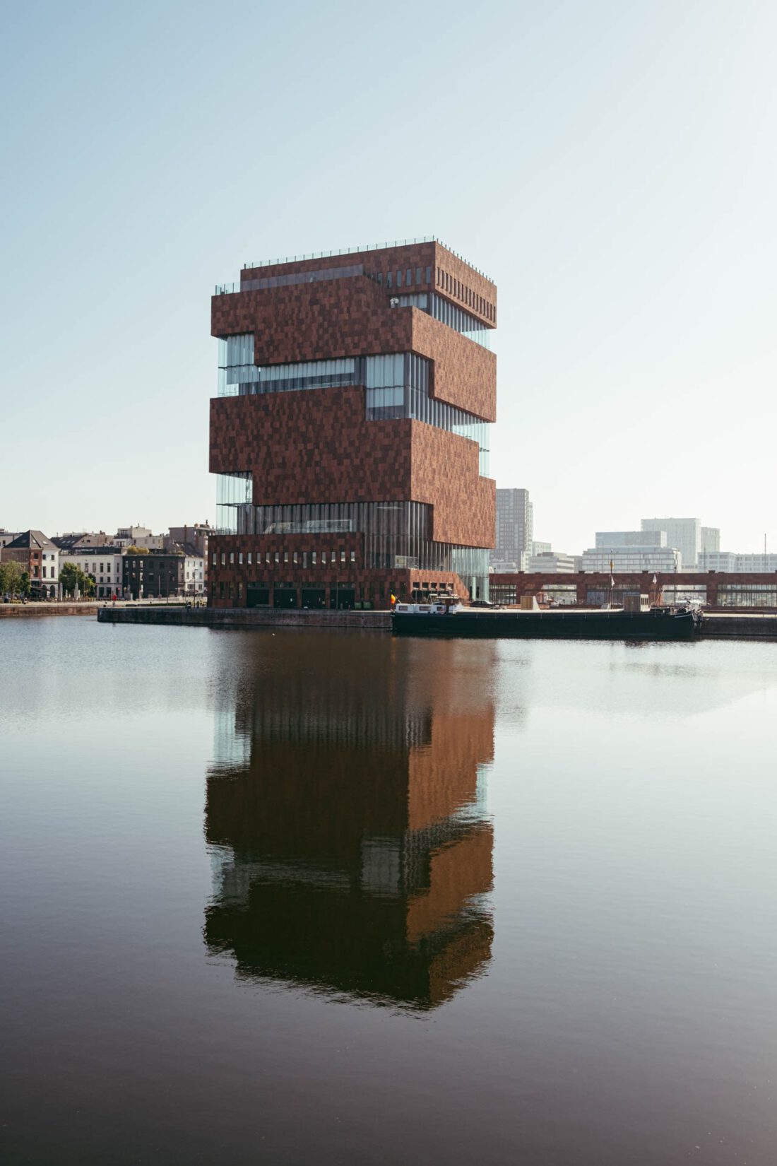 museum aan de stroom antwerp by robert mangelmann | 20220514antwerpen_028