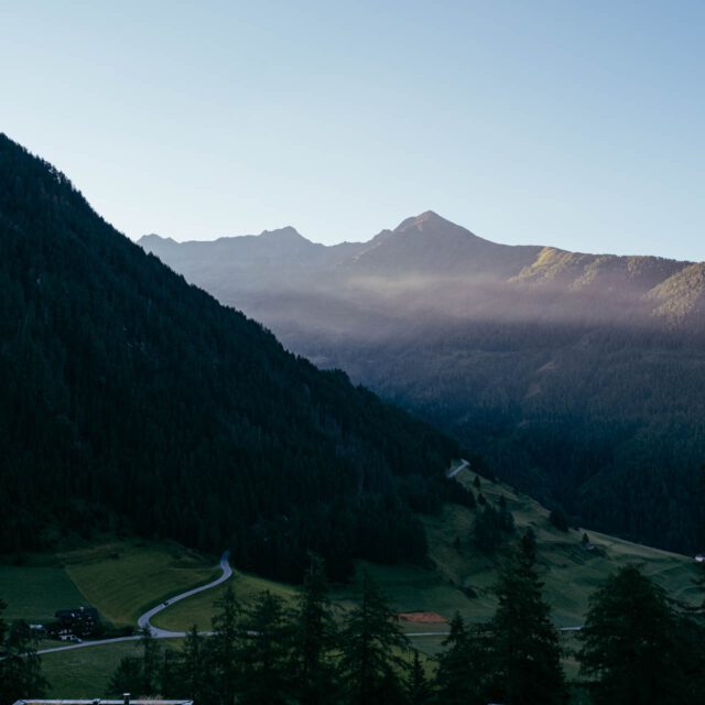 sunrise in the alps by robert mangelmann | 20220809kals_002