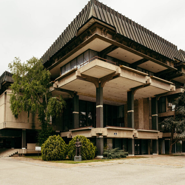 macedonian academy of sciences and arts by robert mangelmann | 20230429skopje_298