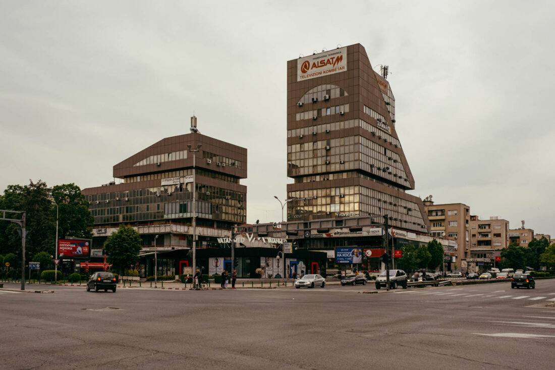 skopje brutal city walk ix by robert mangelmann | 20230429skopje_363