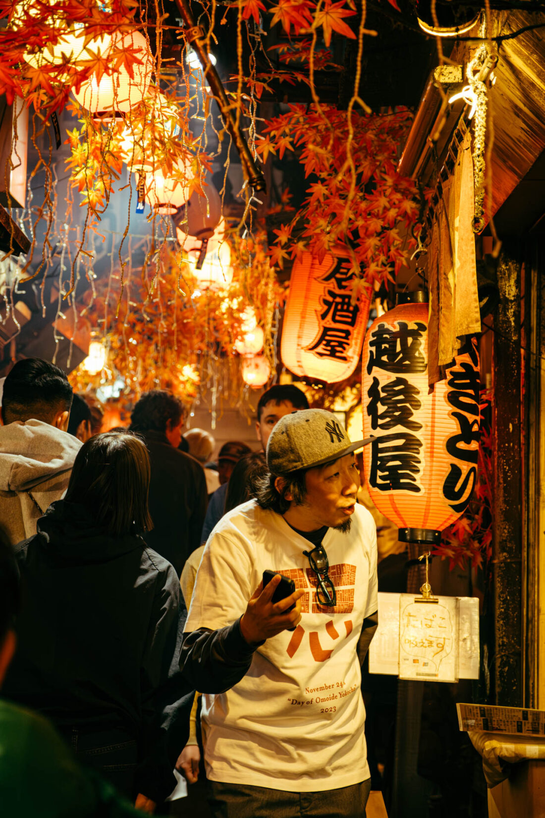 omoide yokocho iii by robert mangelmann | 20231124tokyo_0171