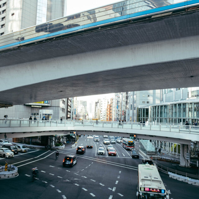 shibuya traffic ii by robert mangelmann | 20231129tokyo_010