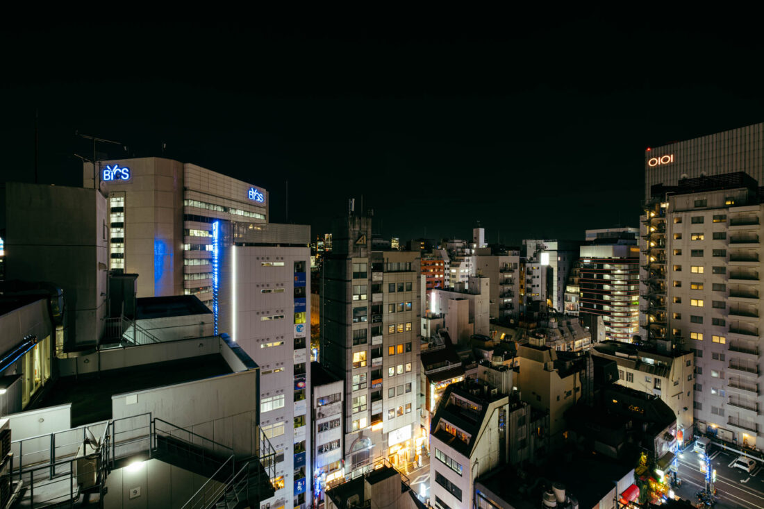 tokyo vertigo ii by robert mangelmann | 20231129tokyo_250